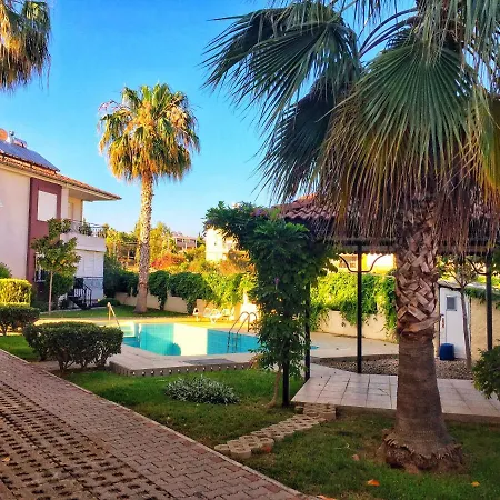 Hasnur Apartment Side